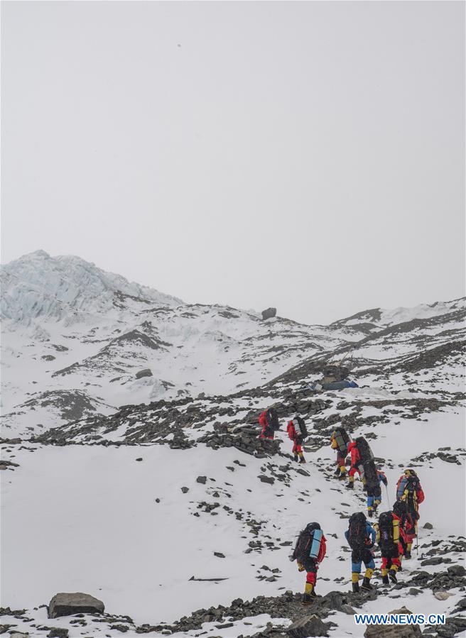 (InTibet) CHINA-TIBET-MOUNT QOMOLANGMA-REMEASUREMENT-ROAD CONSTRUCTION (CN)