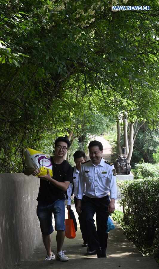 CHINA-ZHEJIANG-NINGBO-LIGHTHOUSE KEEPER (CN)