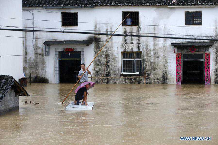 #CHINA-ANHUI-HUANGSHAN-FLOOD (CN)