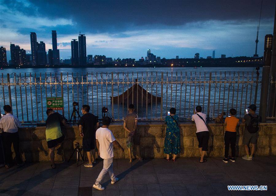 CHINA-HUBEI-WUHAN-YANGTZE RIVER-WATER LEVEL (CN)