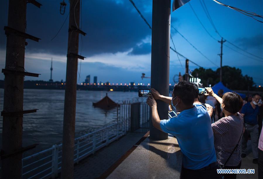 CHINA-HUBEI-WUHAN-YANGTZE RIVER-WATER LEVEL (CN)