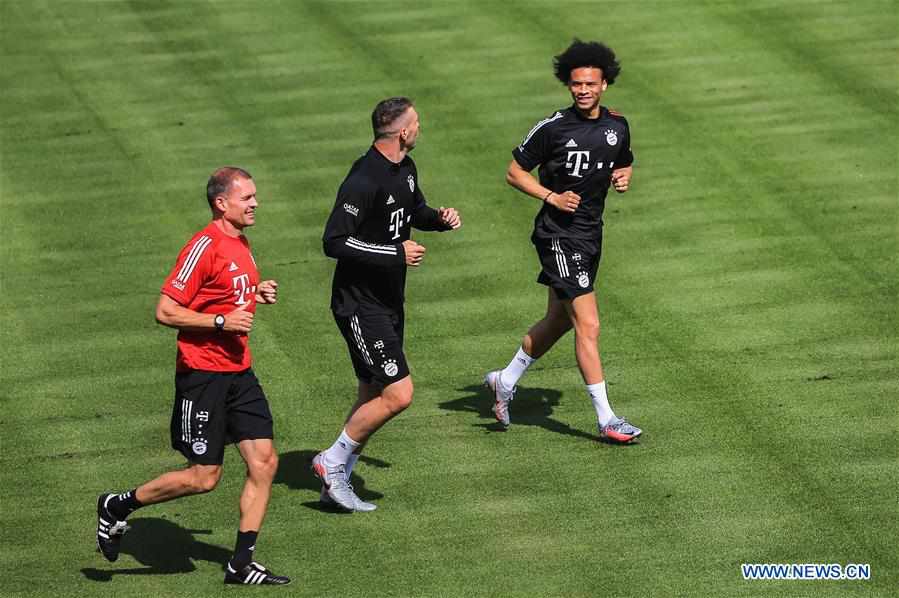 (SP)GERMANY-MUNICH-FOOTBALL-BAYERN MUNICH-LEROY SANE-TRAINING SESSION