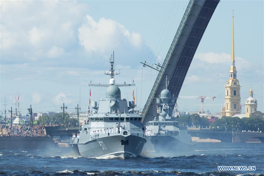 RUSSIA-ST. PETERSBURG-NAVY DAY-CELEBRATION-PARADE