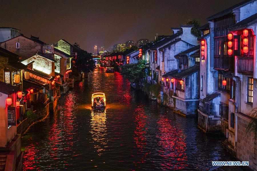 CHINA-JIANGSU-WUXI-ANCIENT CANAL-NIGHT TOURISM (CN)