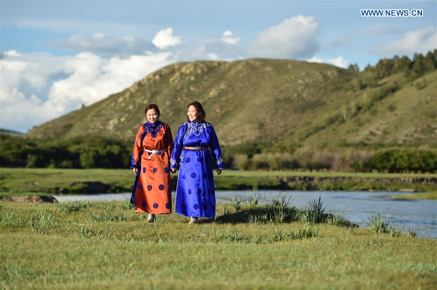 CHINA-INNER MONGOLIA-HULUN BUIR-HANDICRAFT(CN)