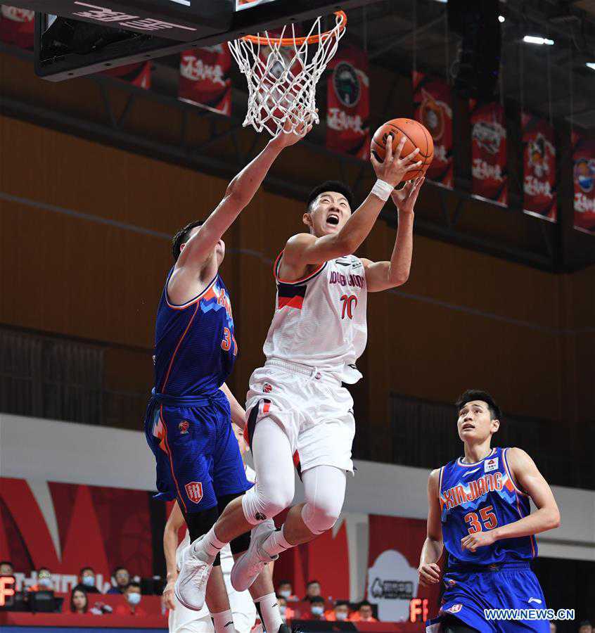 (SP)CHINA-ZHEJIANG-ZHUJI-BASKETBALL-CBA LEAGUE-FIRST ROUND-XINJIANG VS GUANGZHOU (CN)