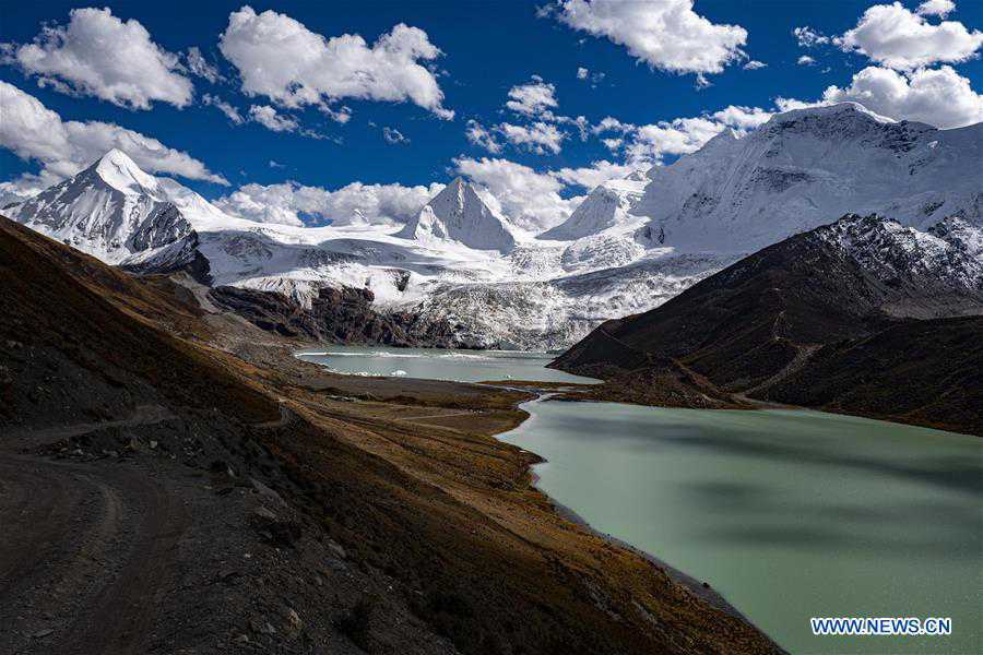 (InTibet) CHINA-TIBET-SNOW MOUNTAIN-SCENERY (CN)