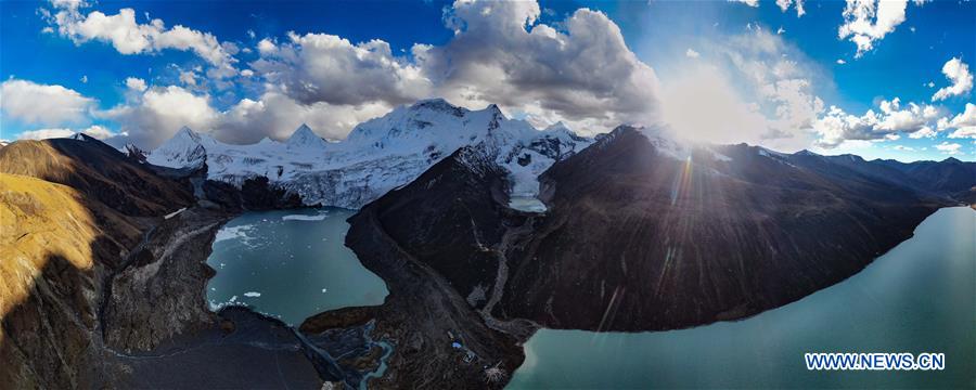 (InTibet) CHINA-TIBET-SNOW MOUNTAIN-SCENERY (CN)