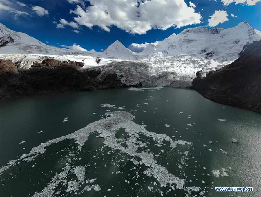 (InTibet) CHINA-TIBET-SNOW MOUNTAIN-SCENERY (CN)