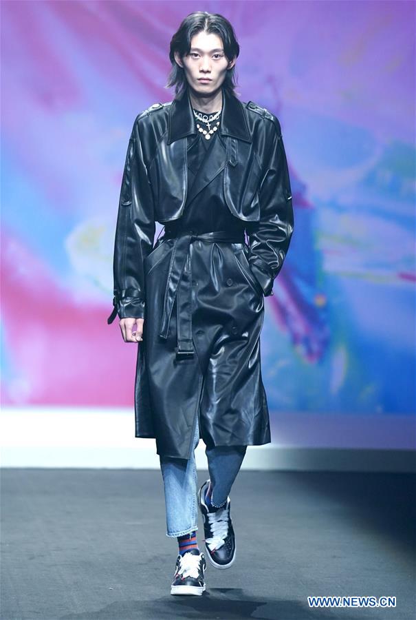 CHINA-BEIJING-FASHION WEEK (CN)