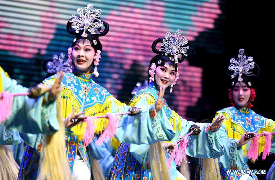 CHINA-HEBEI-CHONGYANG FESTIVAL-DRAMA PERFORMANCE(CN)