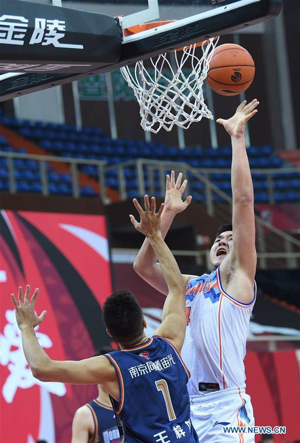 (SP)CHINA-ZHEJIANG-ZHUJI-BASKETBALL-CBA LEAGUE-XINJIANG VS NANJING (CN)