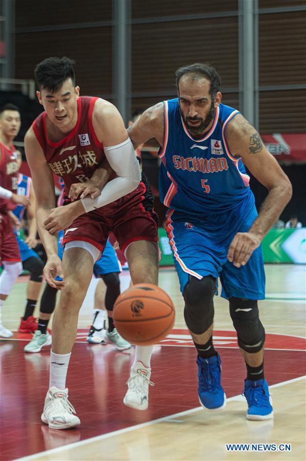 (SP)CHINA-ZHUJI-BASKETBALL-CBA LEAGUE-BEIJING DUCKS VS SICHUAN(CN)