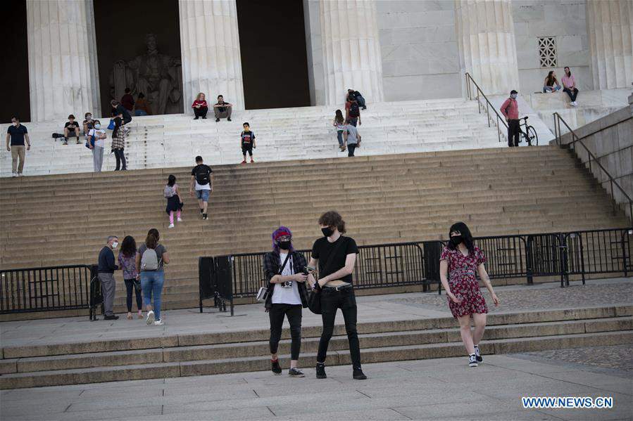 U.S.-WASHINGTON, D.C.-COVID-19-CASES-10 MILLION