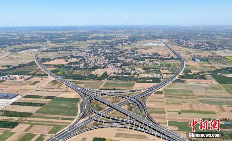 Five expressways in Xiongan open to traffic