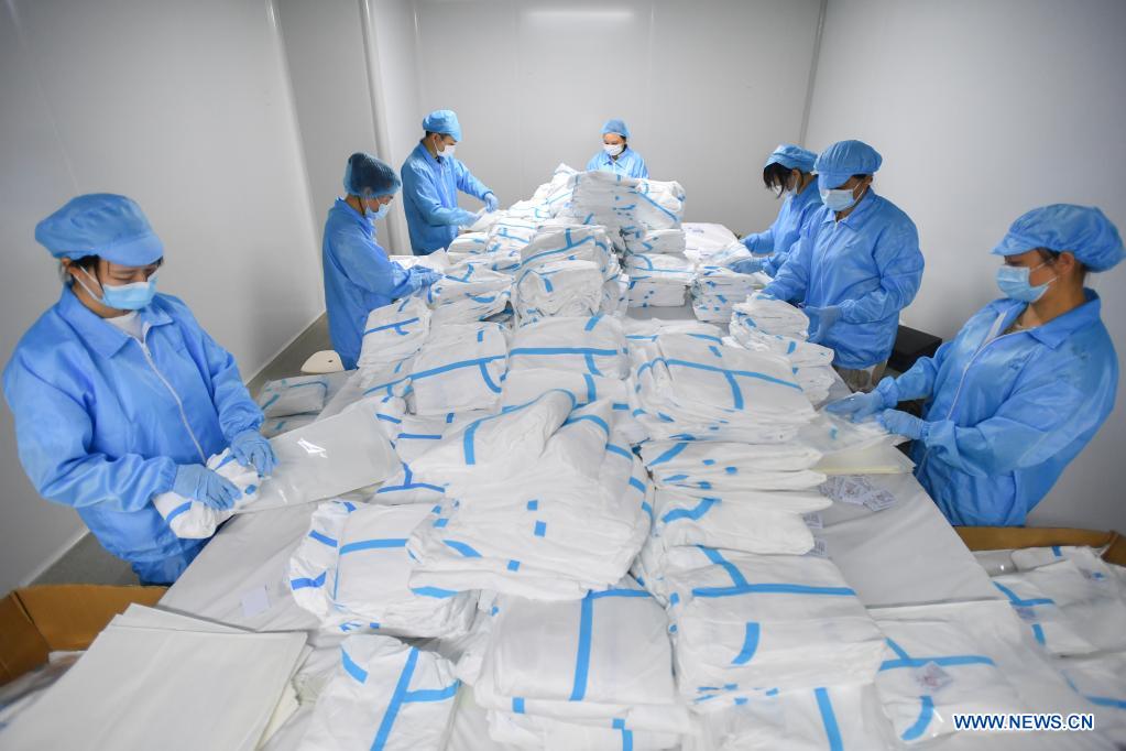 Production of medical materials speeded up to ensure supply in Zhuzhou, Hunan