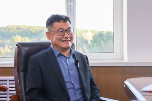 采访对象:塞罕坝机械林场第二代务林人,河北省承德市人大常委会副主任、塞罕坝机械林场党委书记安长明 采访对象:塞罕坝机械林场第二代务林人,河北省承德市人大常委会副主任、塞罕坝机械林场党委书记安长明