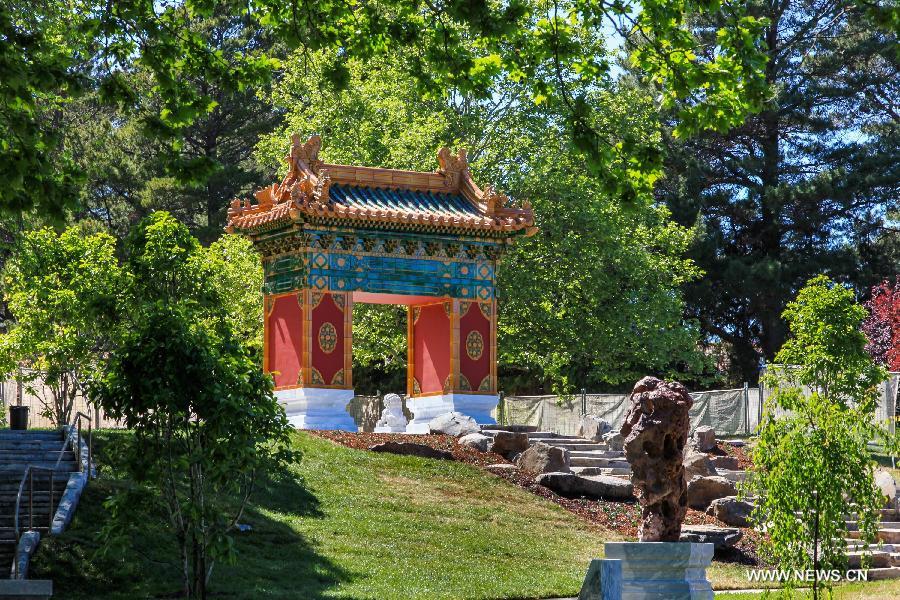 Photo taken on Oct. 18, 2014 shows a view of Beijing Garden in Canberra, Australia. Beijing Garden is a gift by the Beijing Municipal Government to Canberra to celebrate the latter's 100 anniversary. 