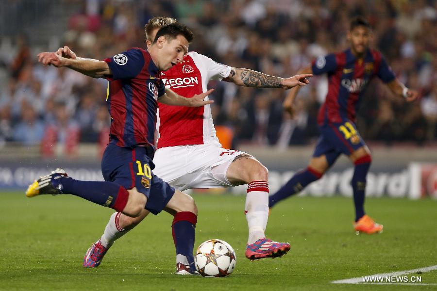 FC Barcelona took a relatively comfortable 3-1 win at home to Dutch side Ajax during the third round match in Group F at European champions league, in Barcelona, Spain, on Oct 21, 2014. (Xinhua)