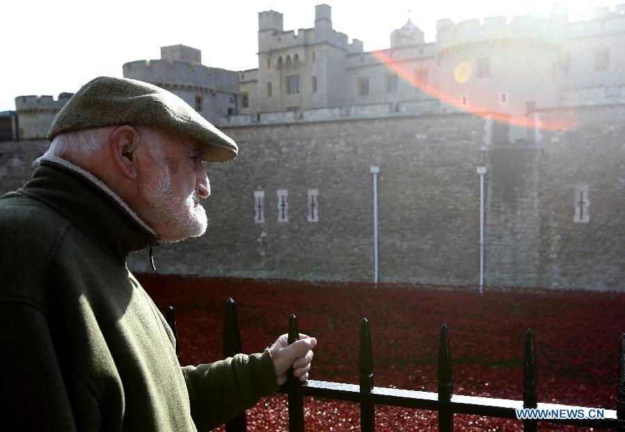 BRITAIN-LONDON-TOWER OF LONDON-COMMEMORATION-WWI-POPPIES