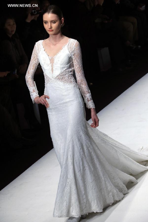 CHINA-BEIJING-FASHION SHOW-WEDDING DRESS (CN)