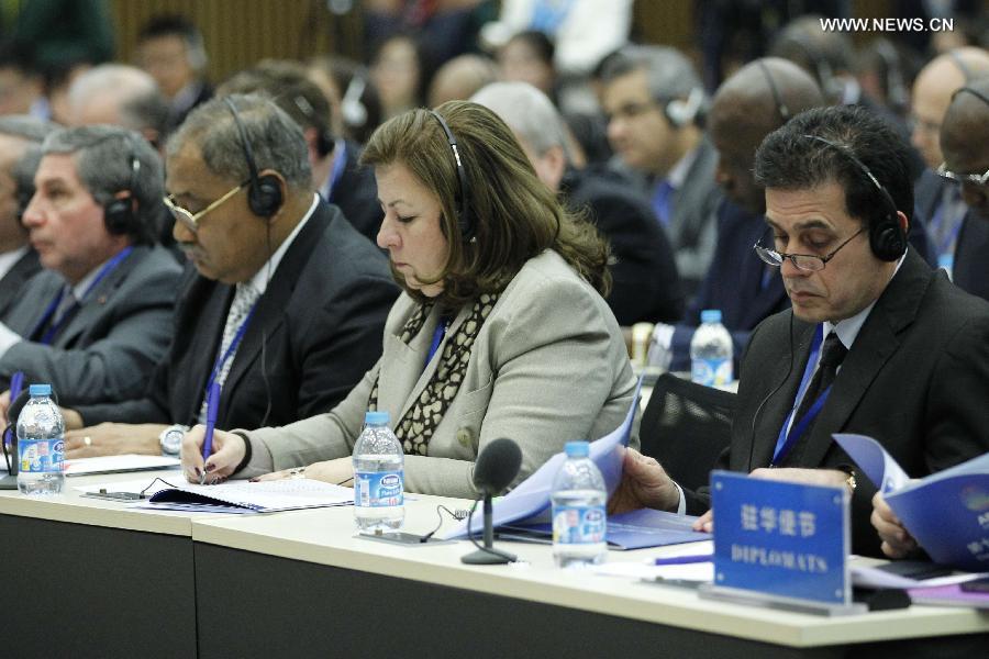 Foreign diplomats attend the 10th Lanting Forum in Beijing, Oct. 29, 2014.