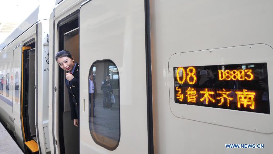 CHINA-URUMQI-TRAIN-CRH5-TRIAL RUN(CN)