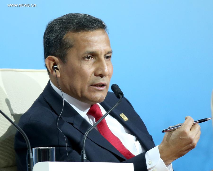 (APEC 2014) CHINA-BEIJING-APEC-CEO SUMMIT (CN)