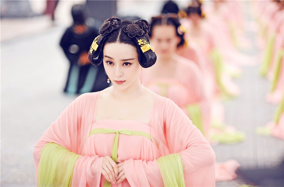 New photos of Fan Bingbing as 'Empress of China' released