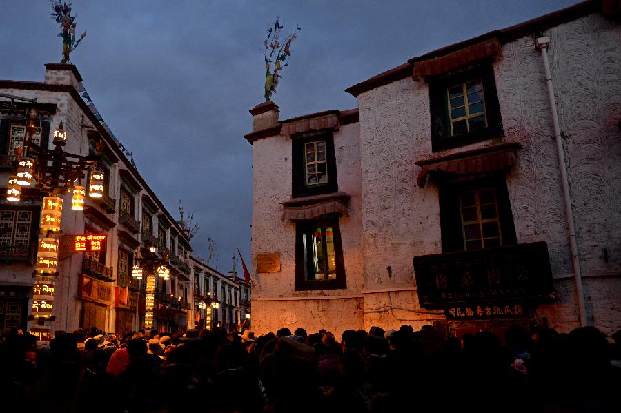 CHINA-LHASA-BUTTER LAMP DAY (CN)