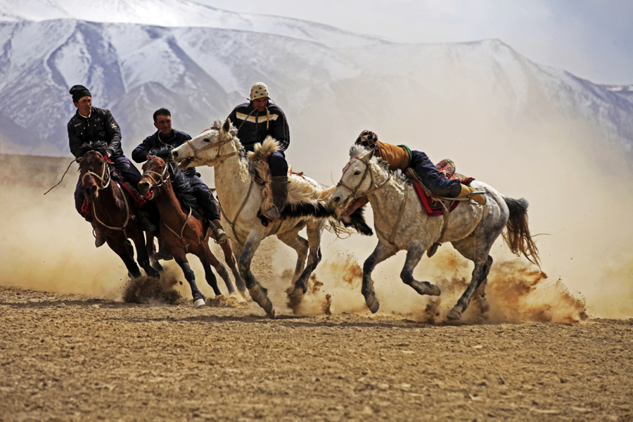Ethnic Tajik life through the lens of a solider (Part II)