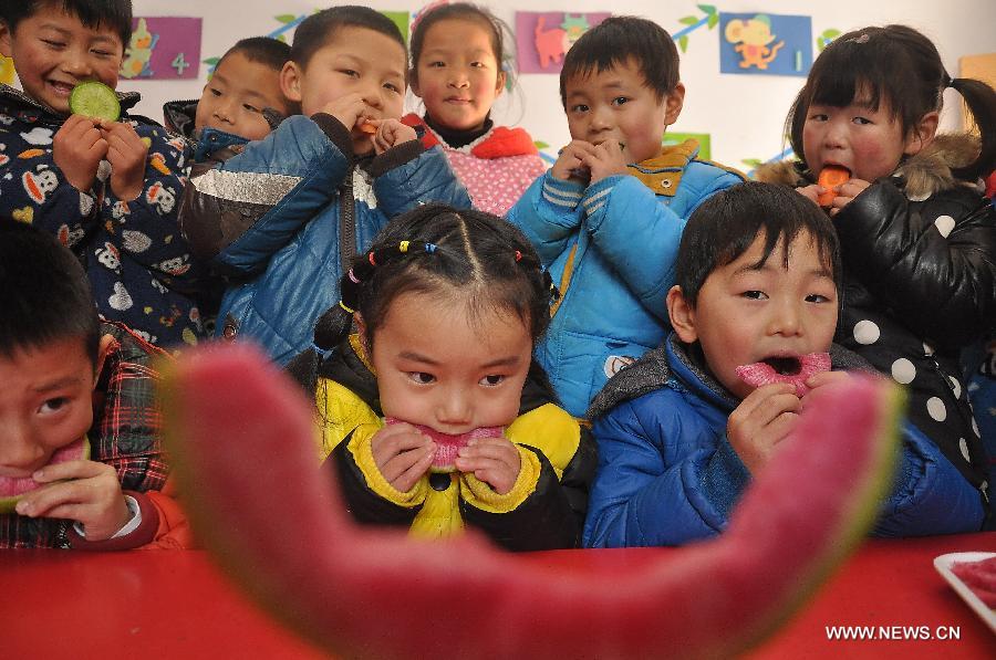 Lichun, the first of the 24 solar terms, will fall on Feb. 4 this year. Chinese usually eat radishes or spring pancakes to celebrate the day. 