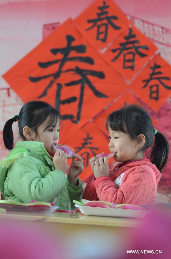 Lichun, the first of the 24 solar terms, will fall on Feb. 4 this year. Chinese usually eat radishes or spring pancakes to celebrate the day. 