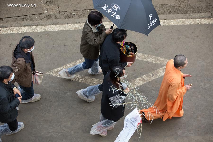 CHINA-TAIPEI-PLANE CRASH-RESCUE (CN) 