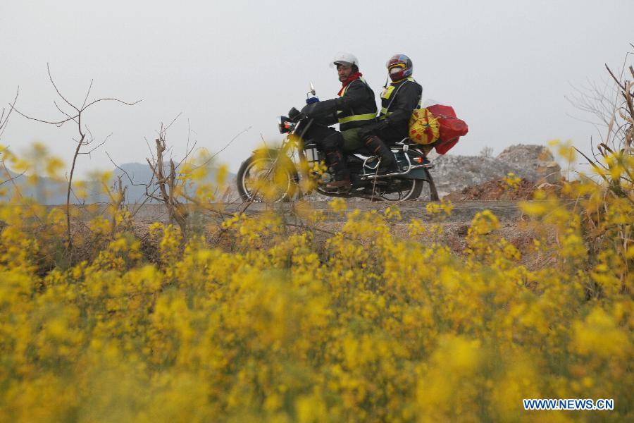 CHINA-SPRING FESTIVAL-HOMECOMING MOTORCYCLISTS (CN)