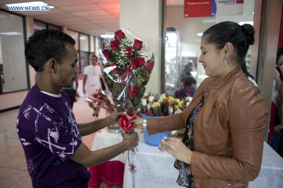 HONDURAS-TEGUCIGALPA-SOCIETY-VALENTINE'S DAY