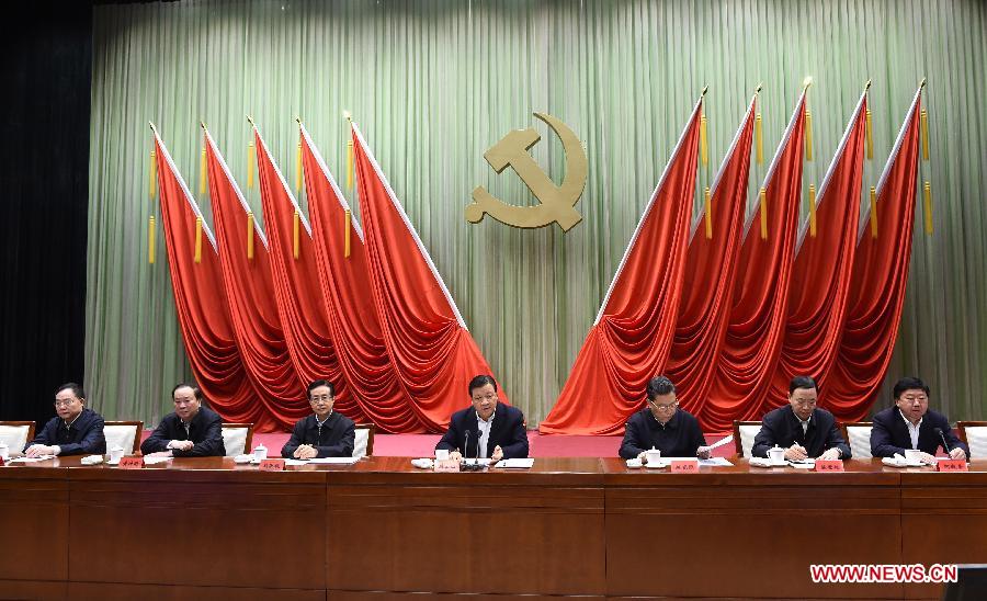 Liu Yunshan (C), president of the Party School of the Communist Party of China (CPC) Central Committee and a member of the Standing Committee of the Political Bureau of the CPC Central Committee, speaks at the school's opening ceremony for this year's spring semester in Beijing, capital of China, March 1, 2015. 