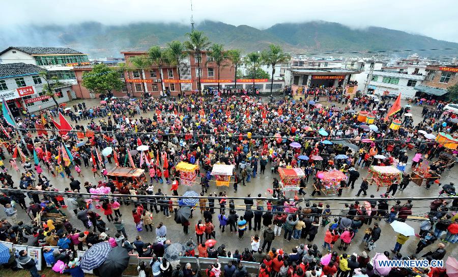 CHINA-LONGYAN-ZOUGUSHI PARADE(CN)