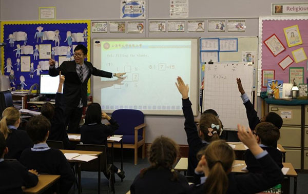 Chinese maths textbook introduced into Britain