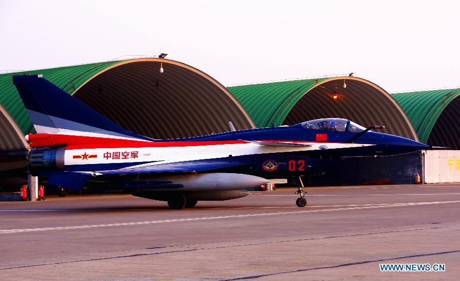 CHINA-FEMALE PILOTS-LIMA AIR SHOW-DEBUT (CN)