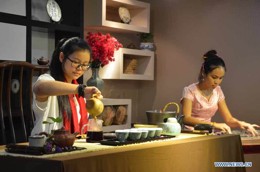 The tea-making art is performed at the opening ceremony of the Tea Town run by alaysian Hai-O Group in Kuala Lumpur, March 30, 2015. 