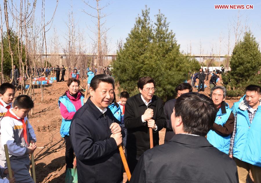 Top Communist Party of China (CPC) and state leaders Xi Jinping, Li Keqiang, Zhang Dejiang, Yu Zhengsheng, Liu Yunshan, Wang Qishan and Zhang Gaoli attended a tree planting event in Beijing on Friday.