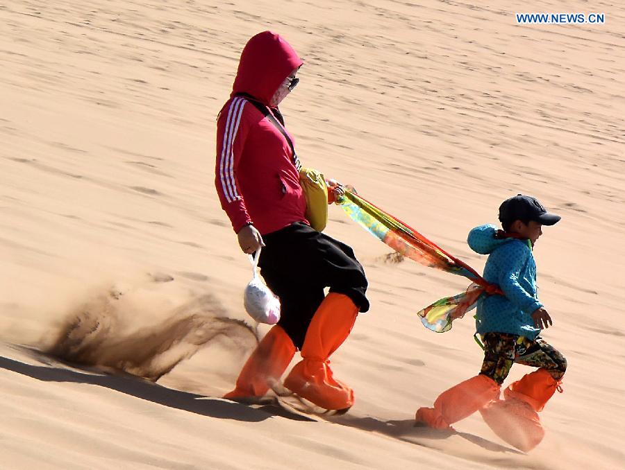 Consisting of a group of sand dunes, the Mingsha Hill is famous for its desert scenery and the mysterious sound made by wind when blowing over its surface.