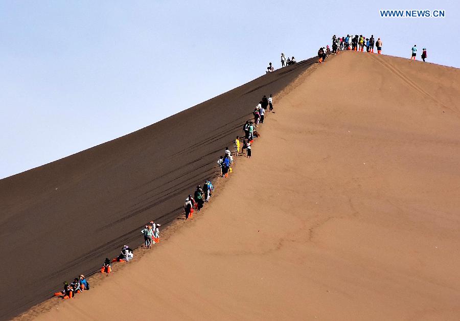 Consisting of a group of sand dunes, the Mingsha Hill is famous for its desert scenery and the mysterious sound made by wind when blowing over its surface.