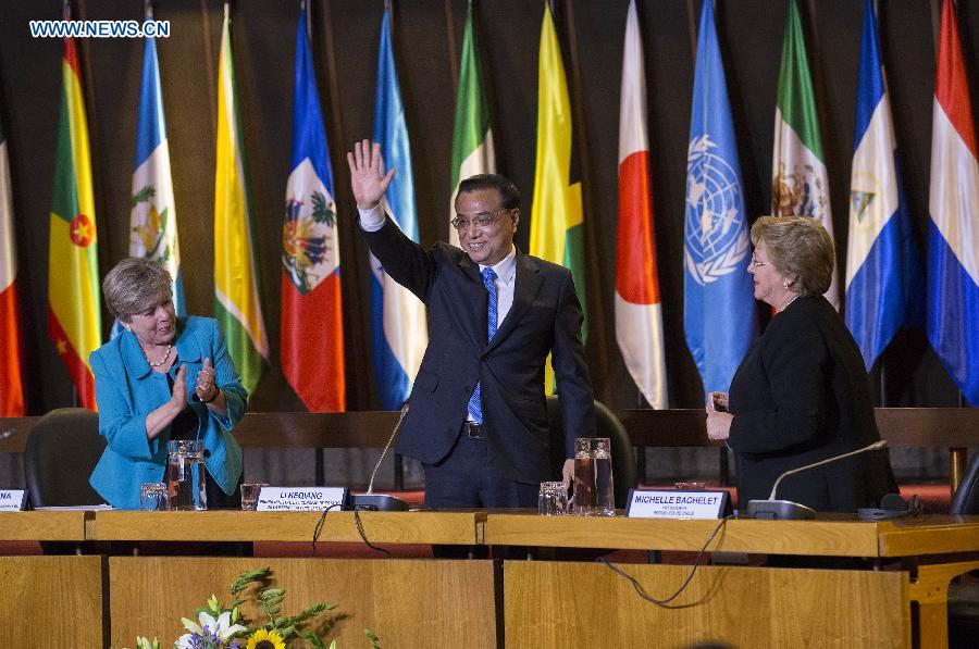 Chinese Premier Li Keqiang delivers a speech at the United Nations Economic Commission for Latin America and the Caribbean (ECLAC), in Santiago, Chile, May 25, 2015.