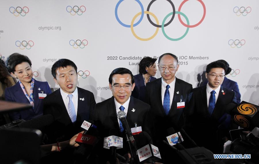 (Wang Anshun (C), President of the Beijing 2022 bid committee and Mayor of Beijing, addresses to the media after the briefing for International Olympic Committee (IOC) members by the 2022 Winter Olympic Games candidate city of Beijing at the IOC Museum in Lausanne, Switzerland, on June 9, 2015.