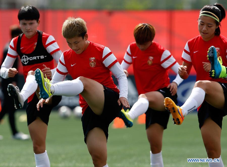 (SP)CANADA-EDMONTON-FIFA WOMEN'S WORLD CUP-CHINA-TRAINING