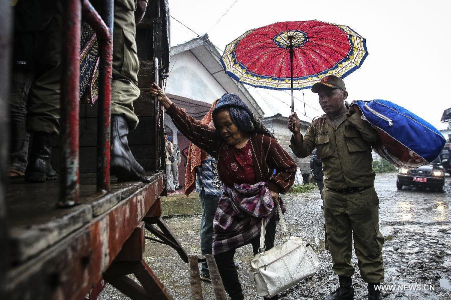 INDONESIA-NORTH SUMATRA-EVACUATION-MOUNT SINABUNG