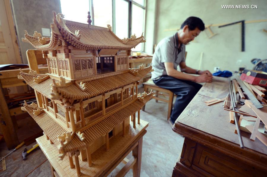 CHINA-LANZHOU-MINIATURE BUILDING(CN)