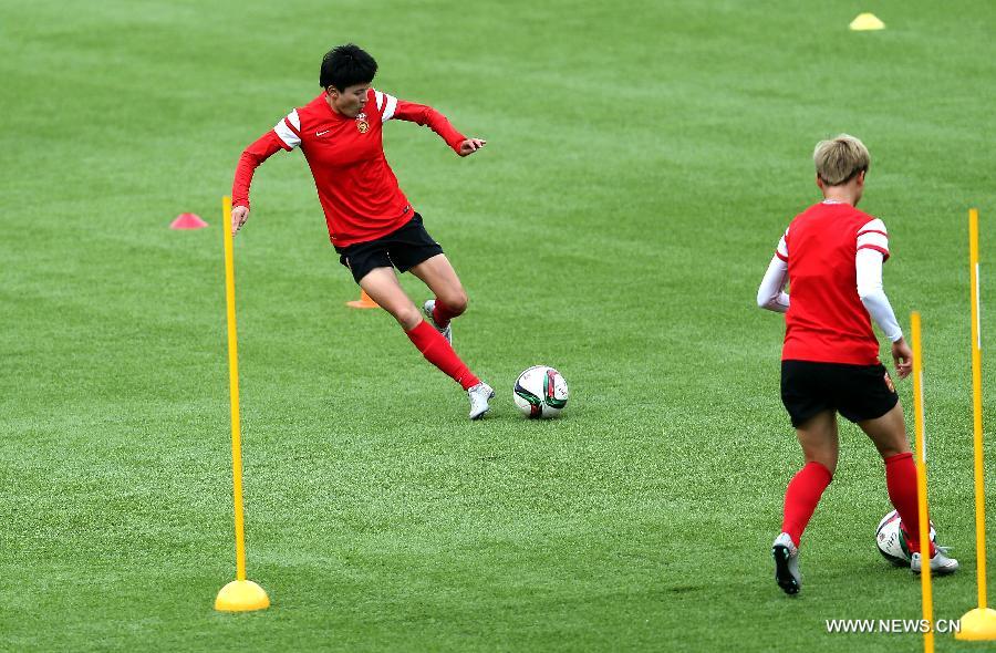 (SP)CANADA-EDMONTON-FIFA WOMEN'S WORLD CUP-CHINA-TRAINING